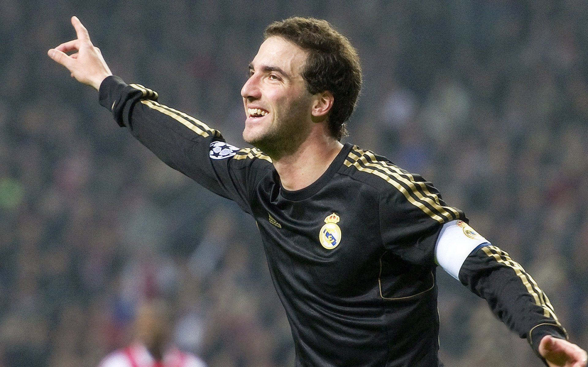 恒大引进外援加强实力，球迷期待新赛季表现，恒大引进过的外援名单